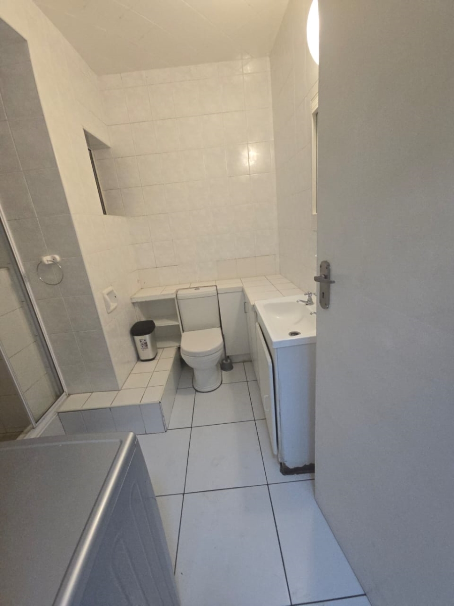 2 Bedroom Property for Sale in Humewood Eastern Cape